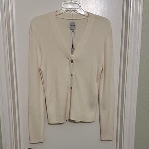 NIC+ZOE Cream V-Neck Sweater with Gold Buttons